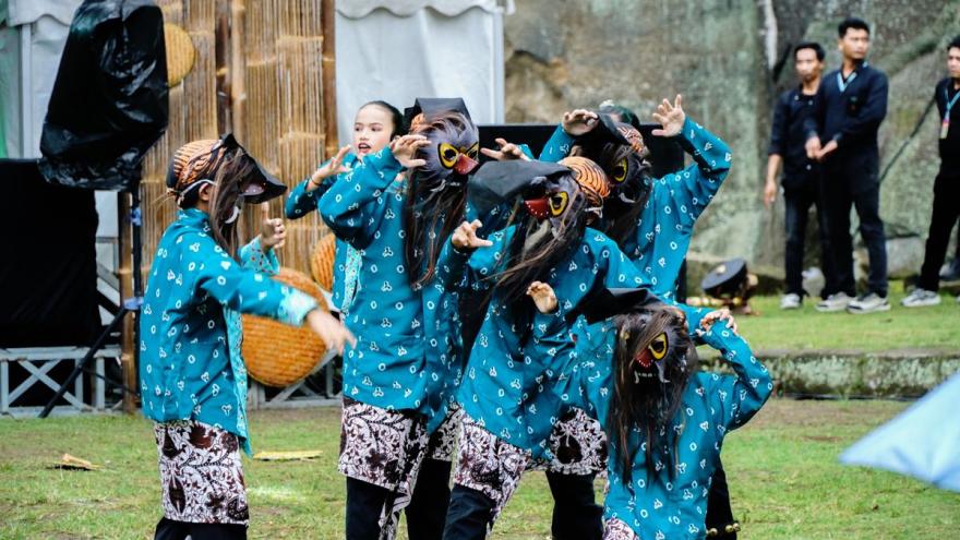 Pesan Keseimbangan Alam di Balik Megahnya Pesta Rakyat “Narasimha” Sambirejo